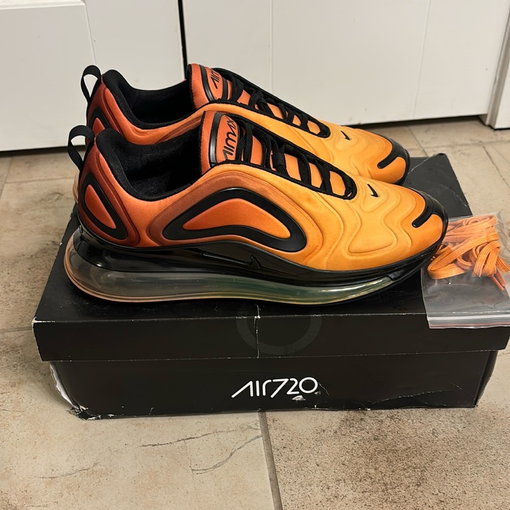 Nike Air Max 720